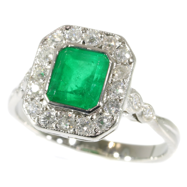 Most charming Art Deco platinum diamond engagement ring with Brasilian emerald